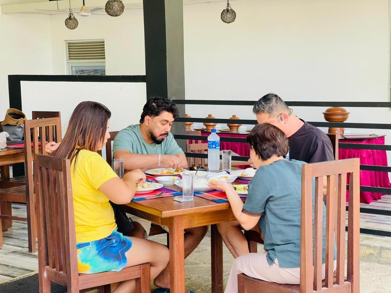 C B S Resort Udawalawe Dış mekan fotoğraf